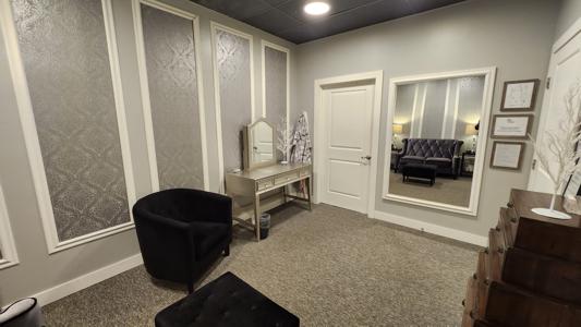 Private fitting room 2 in Tracey's Mastectomy Boutique