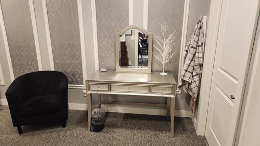 Private fitting room 2 in Tracey's Mastectomy Boutique