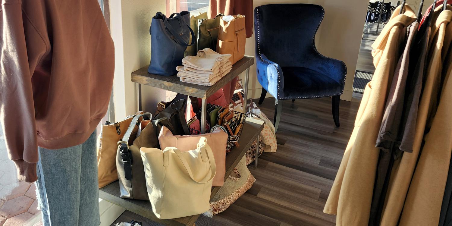 Accessories and Jewelry to Finish up Your Look